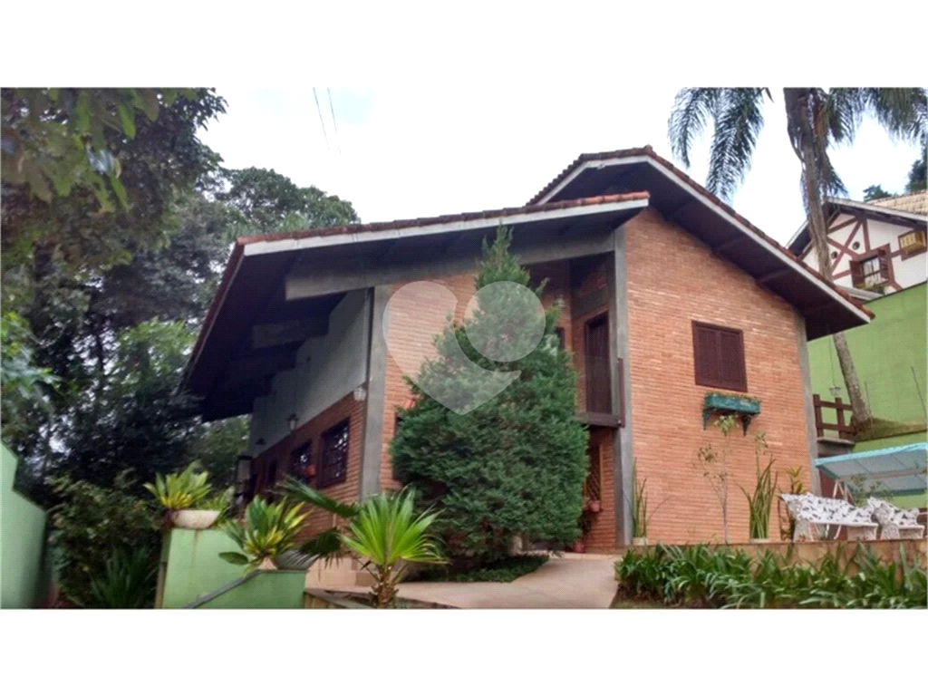 Casa de Condomínio à venda com 3 quartos, 269m² - Foto 3