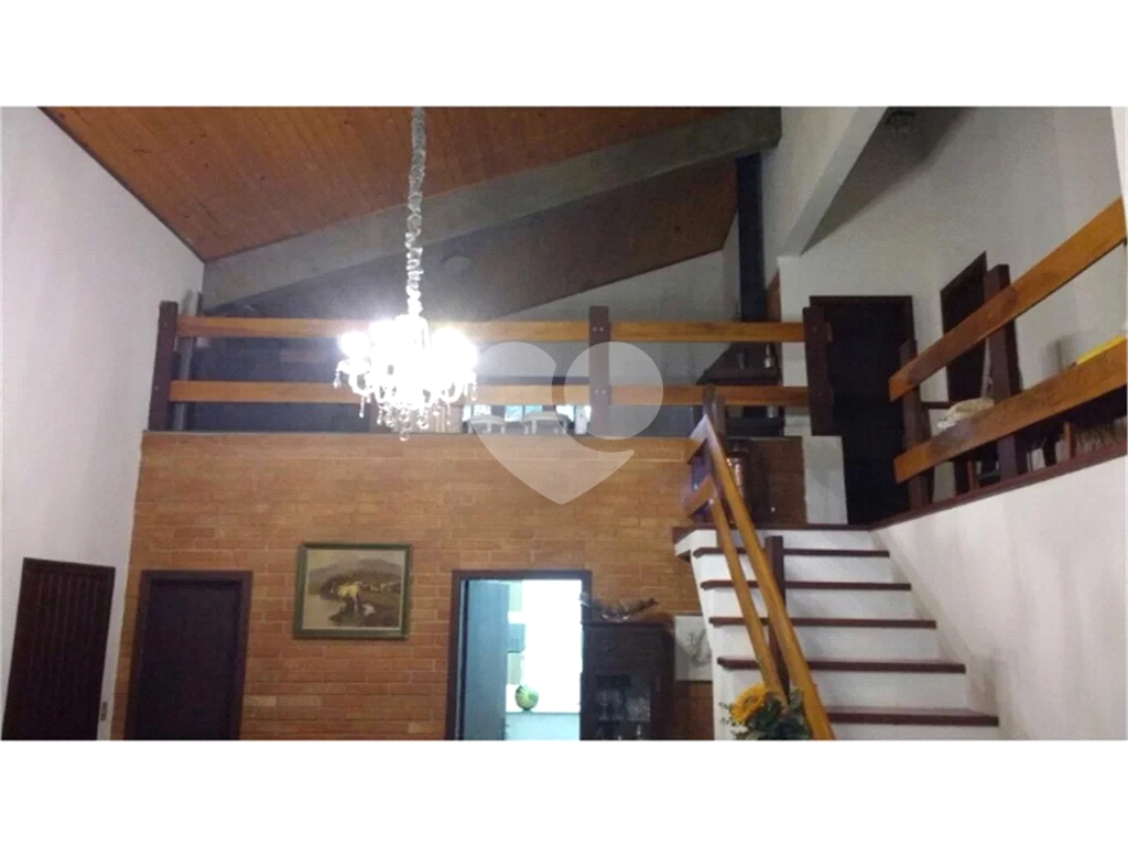 Casa de Condomínio à venda com 3 quartos, 269m² - Foto 4