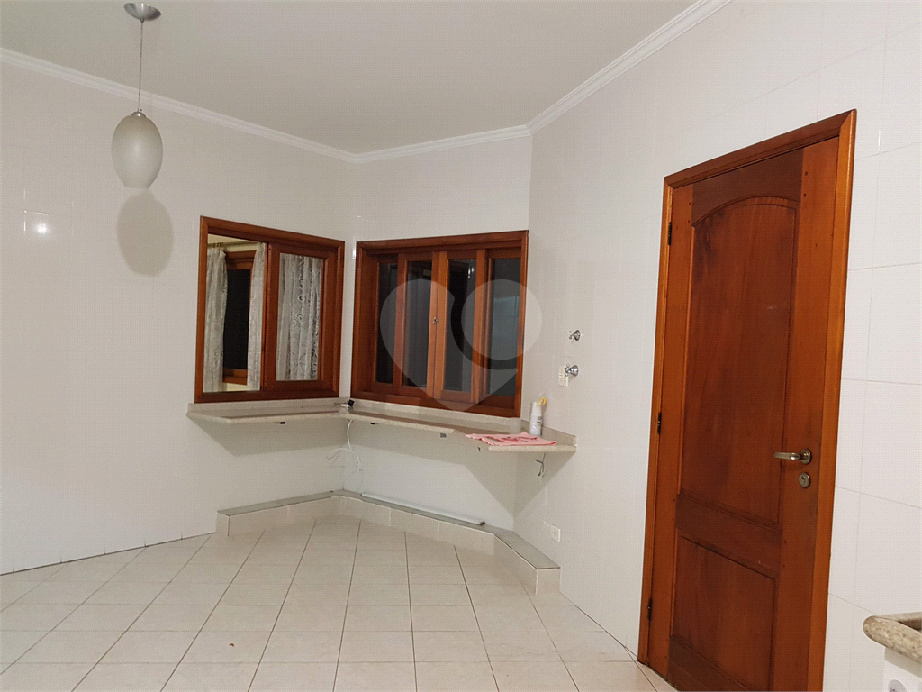 Casa de Condomínio à venda com 4 quartos, 398m² - Foto 30