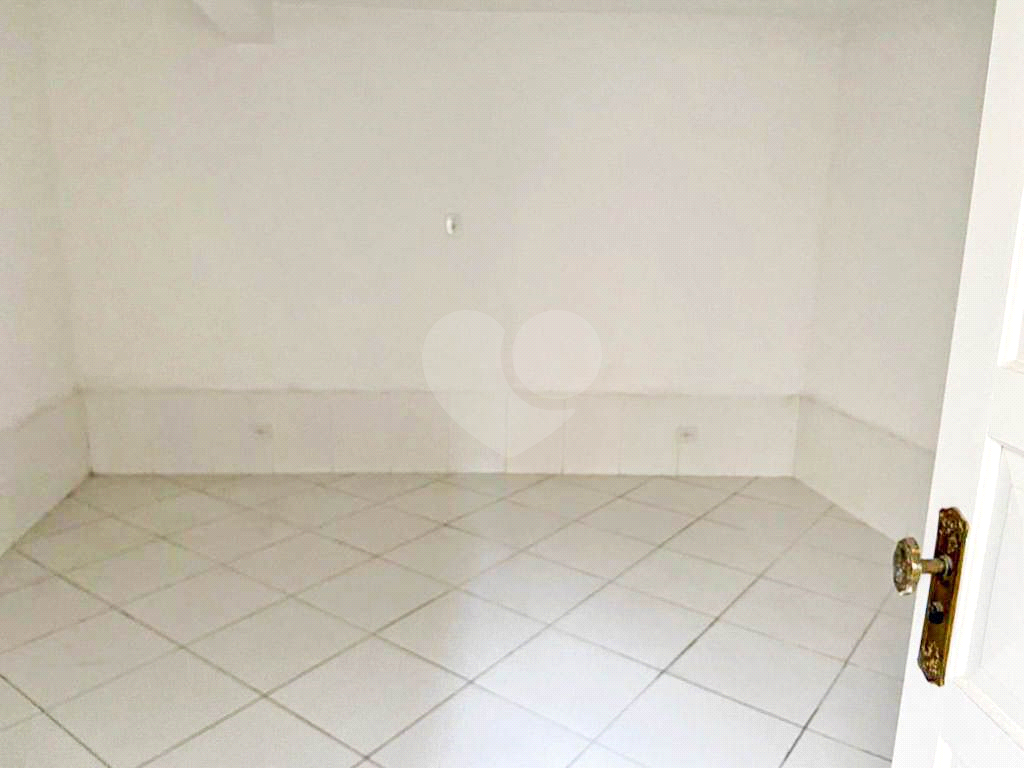 Sobrado à venda com 5 quartos, 203m² - Foto 12