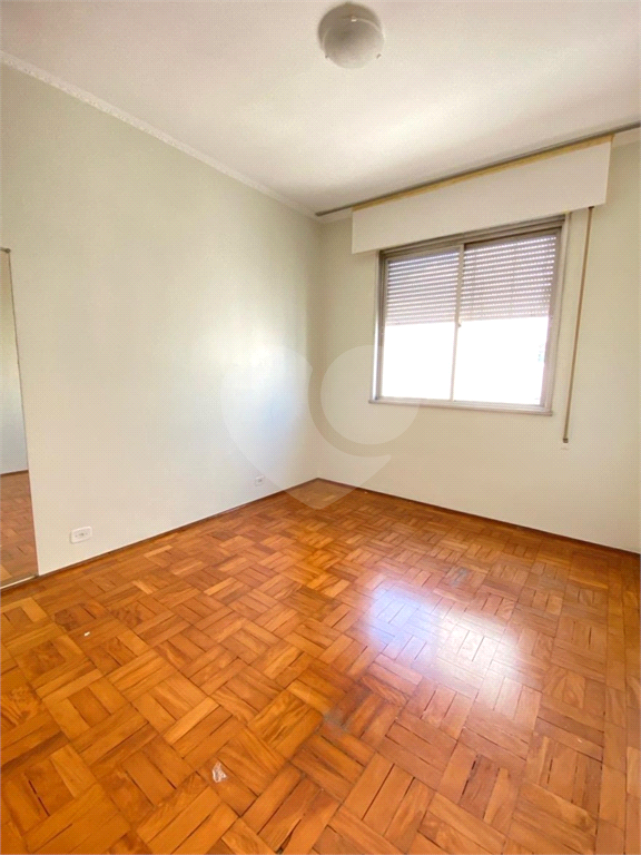 Apartamento à Venda | 327 m² | 4 dormitórios (1 suíte) | 2 vagas na Mooca!