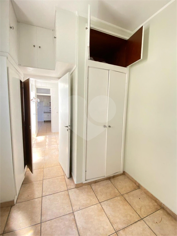 Apartamento à Venda | 327 m² | 4 dormitórios (1 suíte) | 2 vagas na Mooca!