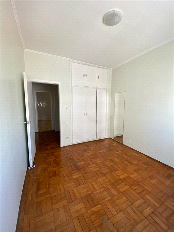 Apartamento à Venda | 327 m² | 4 dormitórios (1 suíte) | 2 vagas na Mooca!