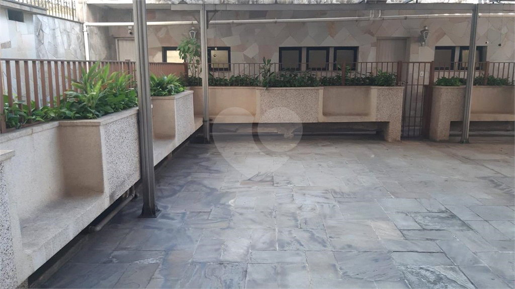 Apartamento à Venda | 327 m² | 4 dormitórios (1 suíte) | 2 vagas na Mooca!
