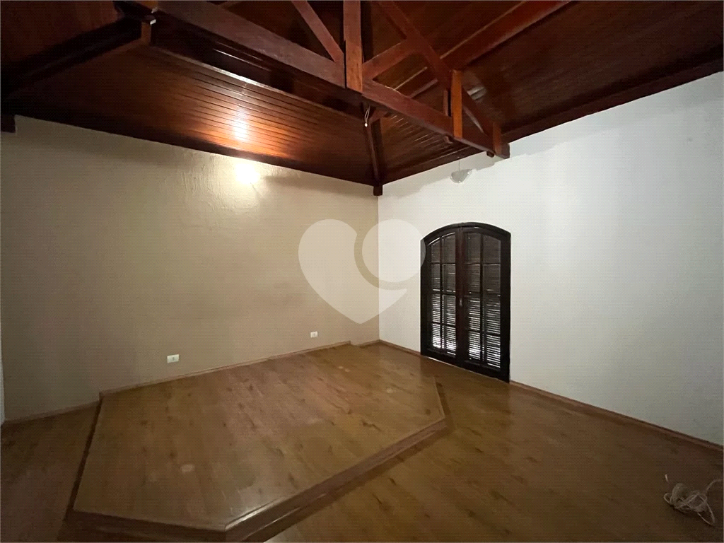 Casa de Condomínio à venda com 2 quartos, 400m² - Foto 18