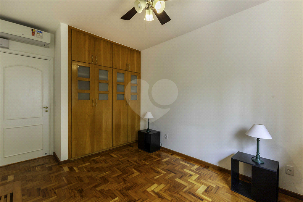 Apartamento com 100 m², 2 dormitórios, 1 vaga nos Jardins-SP