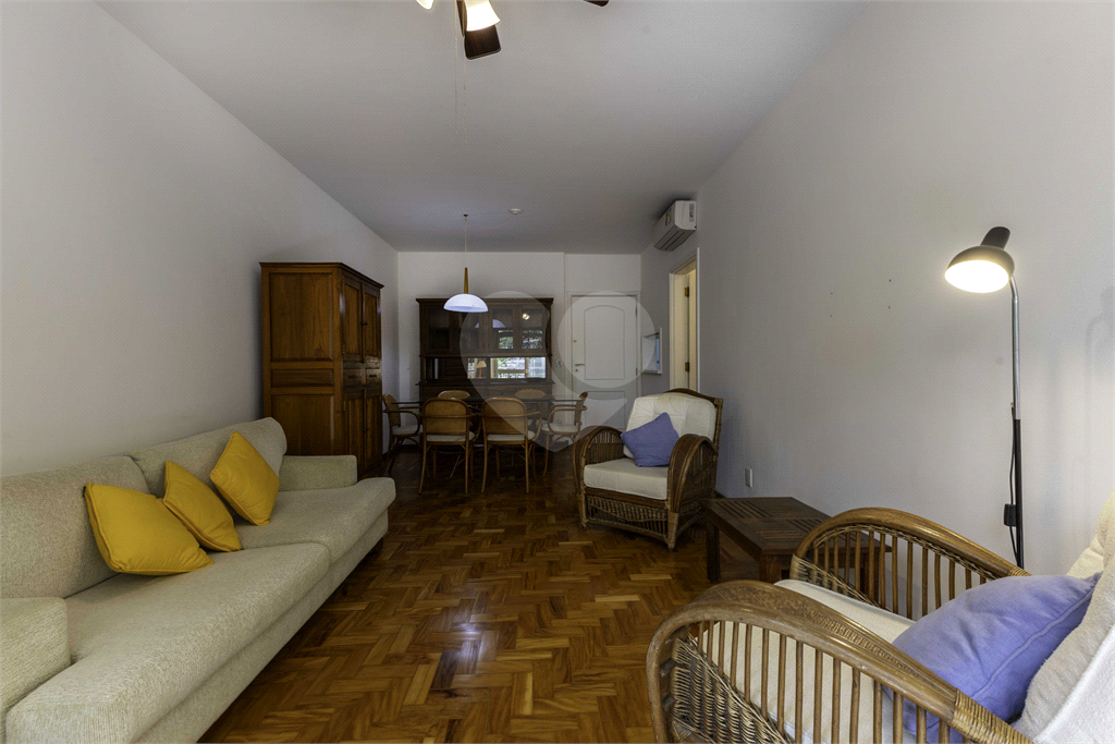 Apartamento com 100 m², 2 dormitórios, 1 vaga nos Jardins-SP