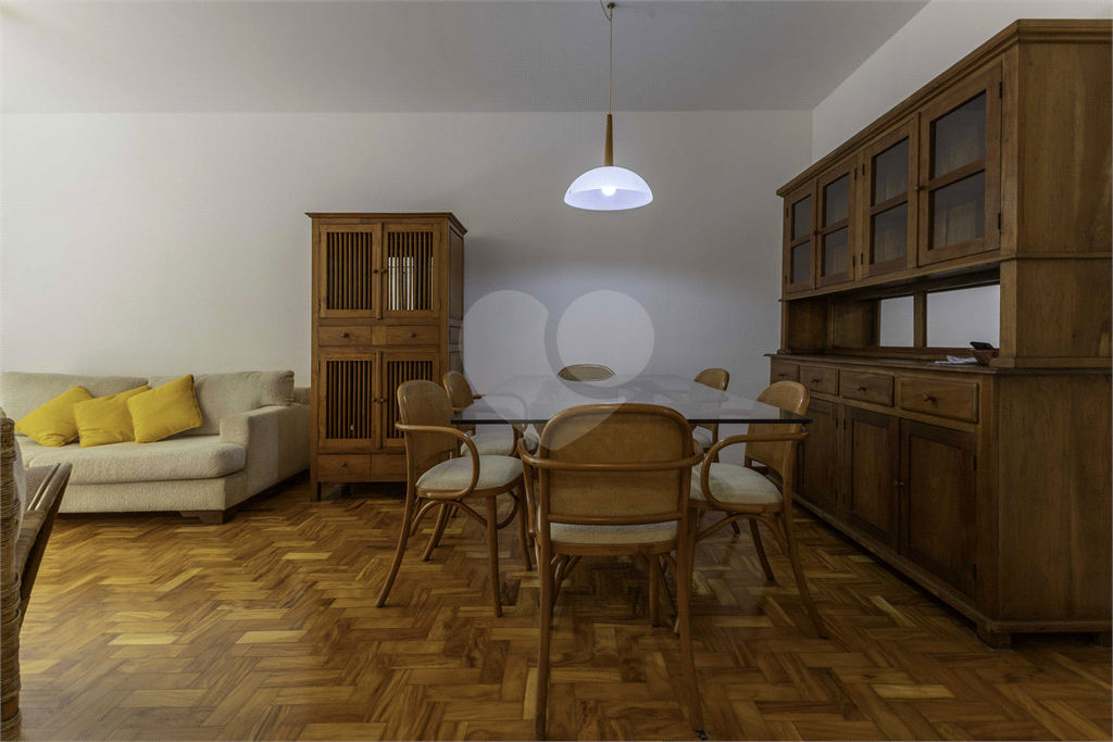 Apartamento com 100 m², 2 dormitórios, 1 vaga nos Jardins-SP