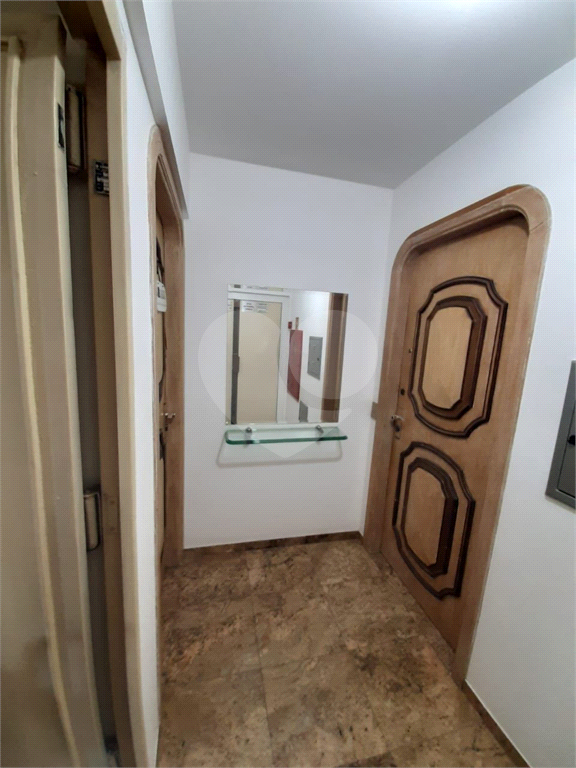 Apartamento à venda com 3 quartos, 120m² - Foto 11