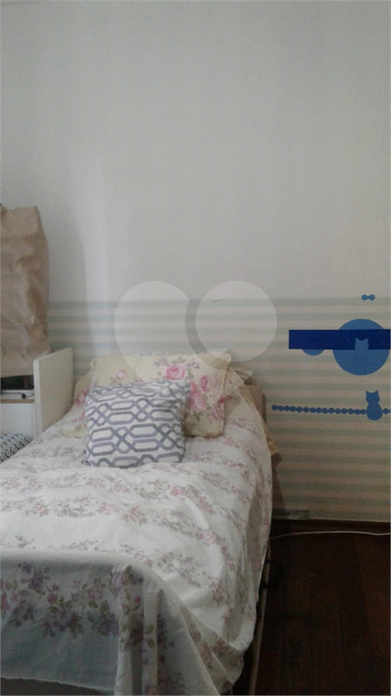 Apartamento a venda com 2 quartos - 55 metros.- Praça da Arvore
