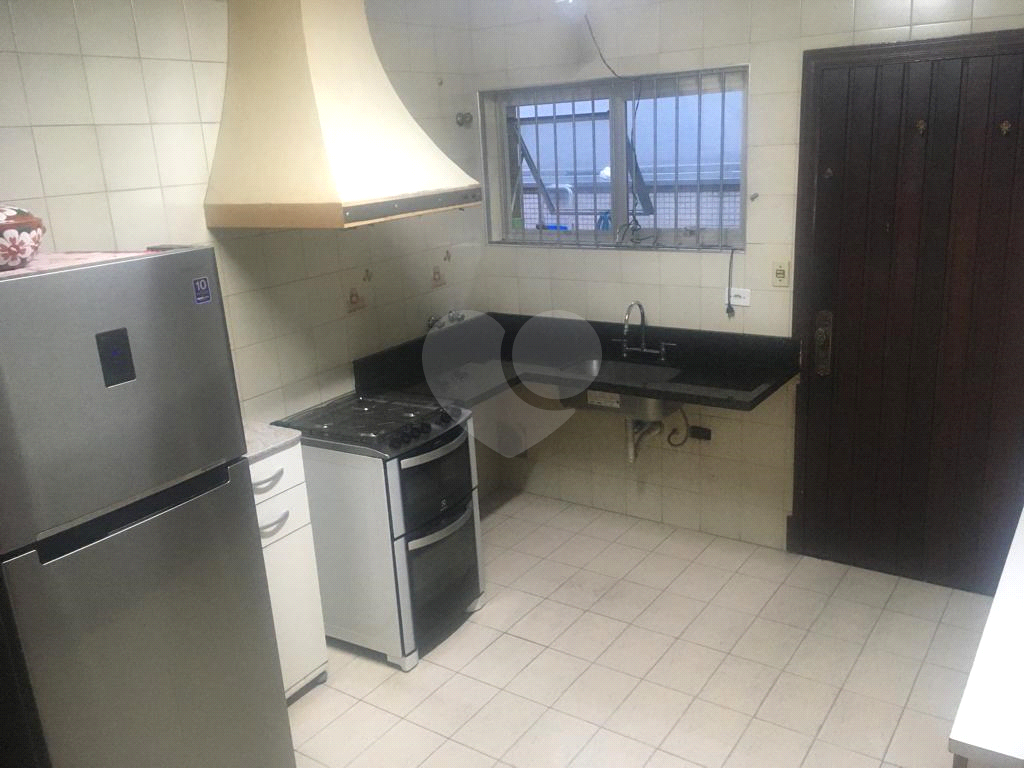 Sobrado à venda com 3 quartos, 180m² - Foto 12