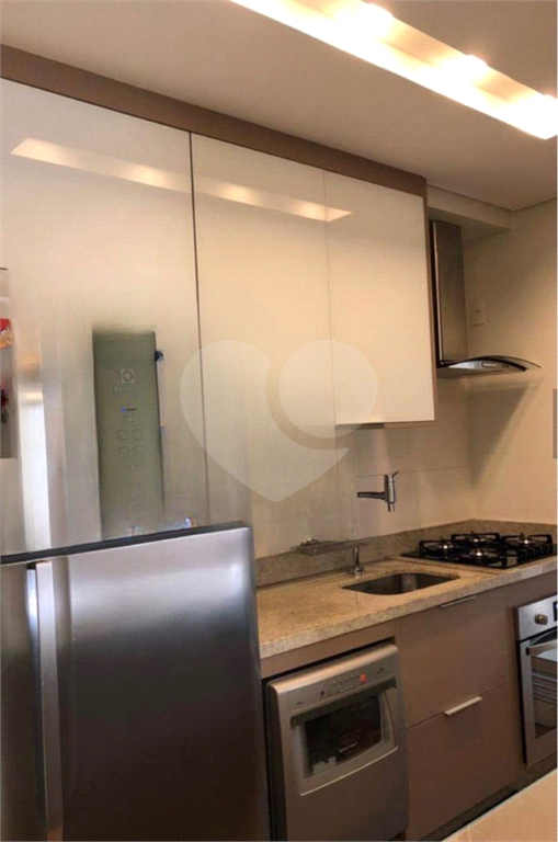 Apartamento à venda na Vila Mariana de 70,05m² com 2 dormitórios, 1 suíte e 2 vagas. 
