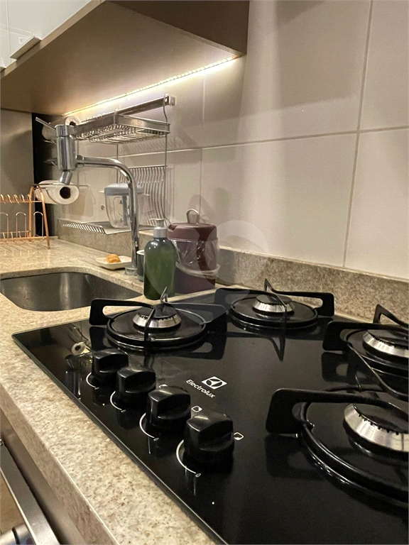 Apartamento à venda na Vila Mariana de 70,05m² com 2 dormitórios, 1 suíte e 2 vagas. 