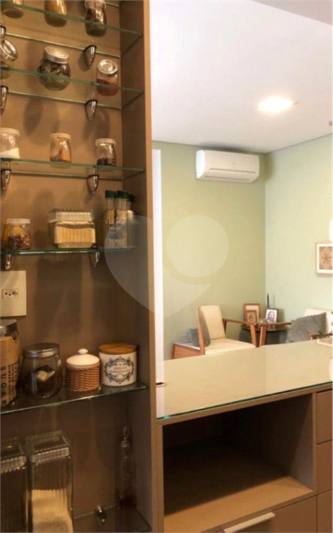 Apartamento à venda na Vila Mariana de 70,05m² com 2 dormitórios, 1 suíte e 2 vagas. 