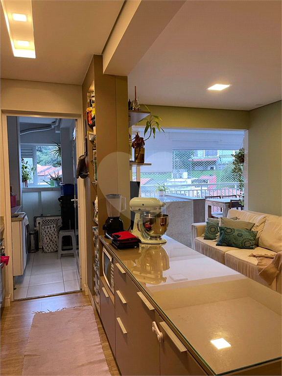 Apartamento à venda na Vila Mariana de 70,05m² com 2 dormitórios, 1 suíte e 2 vagas. 