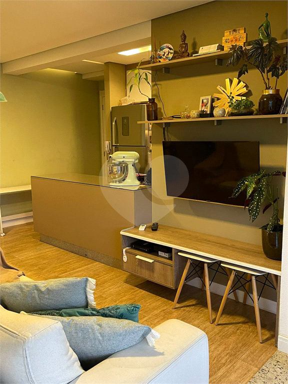 Apartamento à venda na Vila Mariana de 70,05m² com 2 dormitórios, 1 suíte e 2 vagas. 
