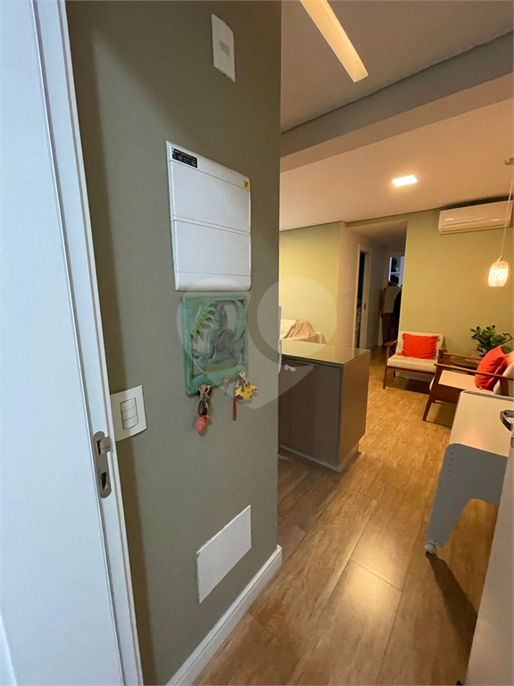 Apartamento à venda na Vila Mariana de 70,05m² com 2 dormitórios, 1 suíte e 2 vagas. 