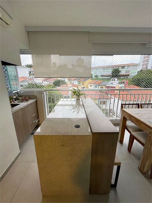 Apartamento à venda na Vila Mariana de 70,05m² com 2 dormitórios, 1 suíte e 2 vagas. 