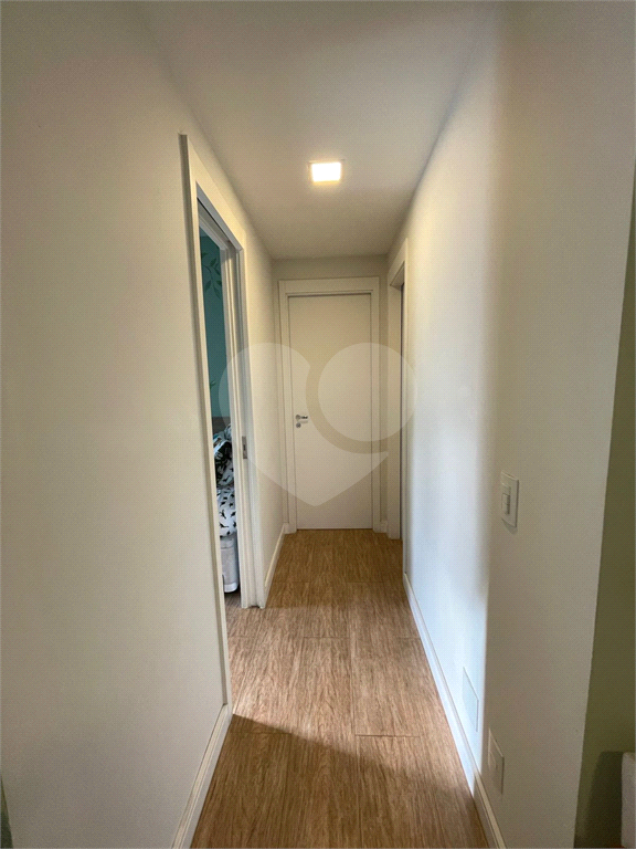 Apartamento à venda na Vila Mariana de 70,05m² com 2 dormitórios, 1 suíte e 2 vagas. 