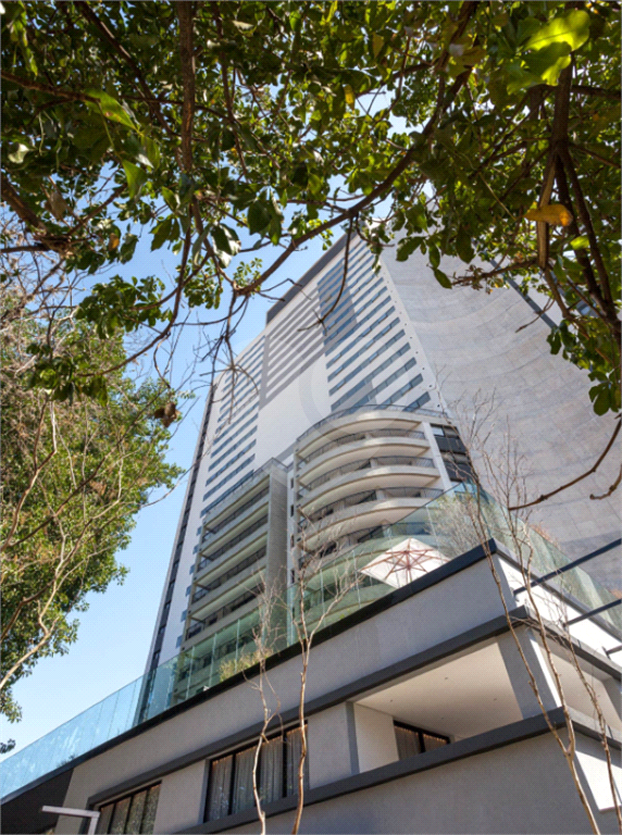 APARTAMENTO em BROOKLIN