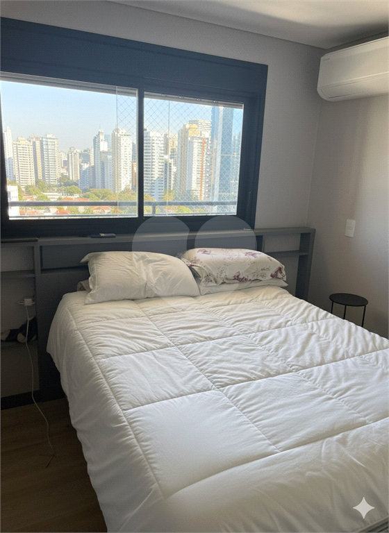 APARTAMENTO em BROOKLIN