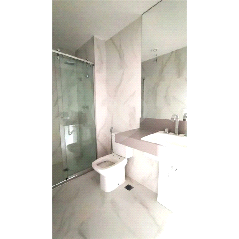 APARTAMENTO em PARAÍSO