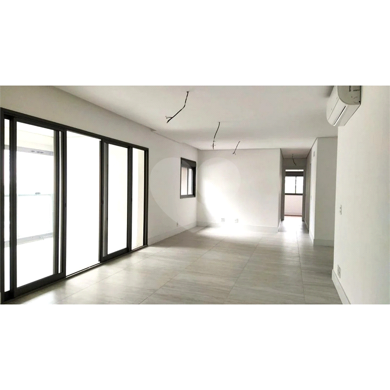 APARTAMENTO em PARAÍSO
