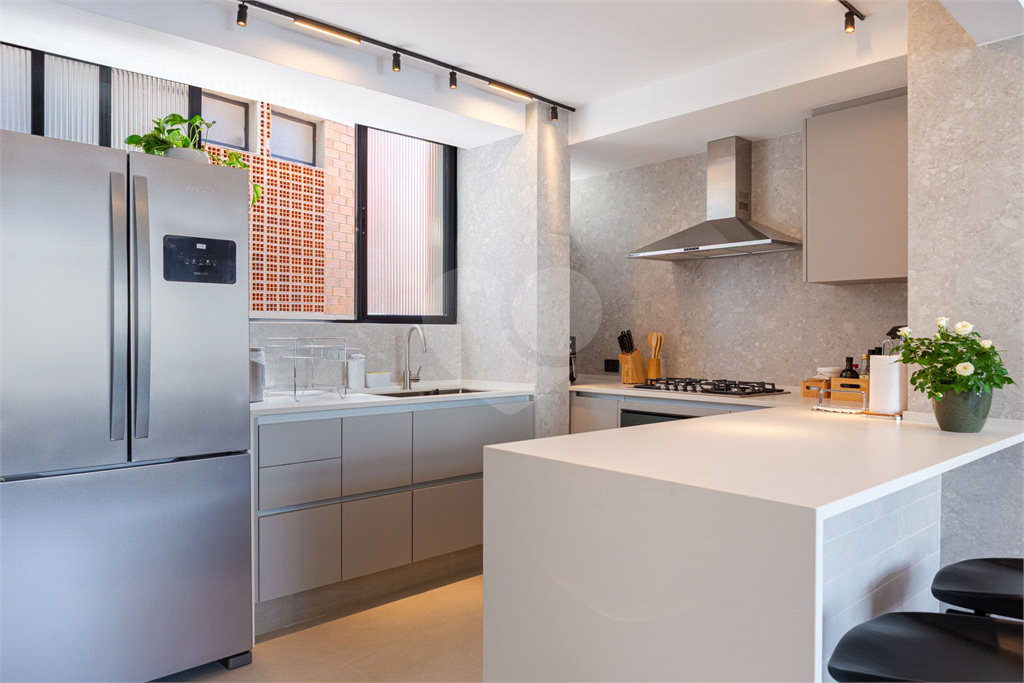 APTO 2 QUARTOS + 1 VAGA -  JARDIM PAULISTA - REFORMADO