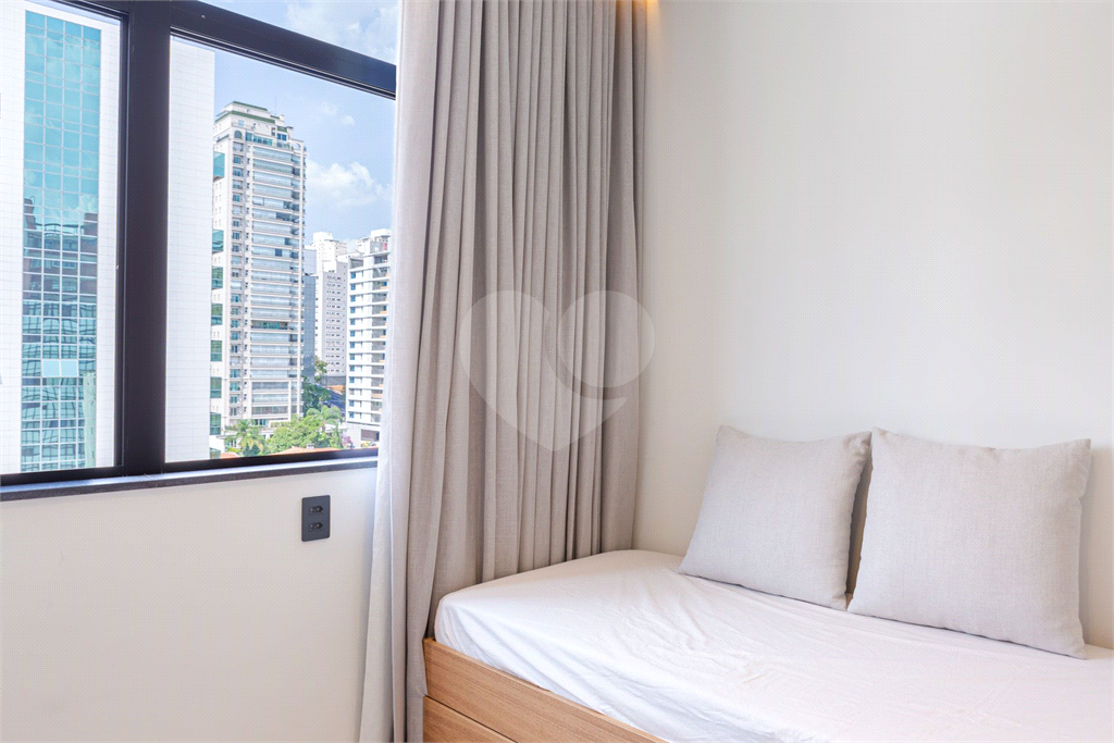 APTO 2 QUARTOS + 1 VAGA -  JARDIM PAULISTA - REFORMADO