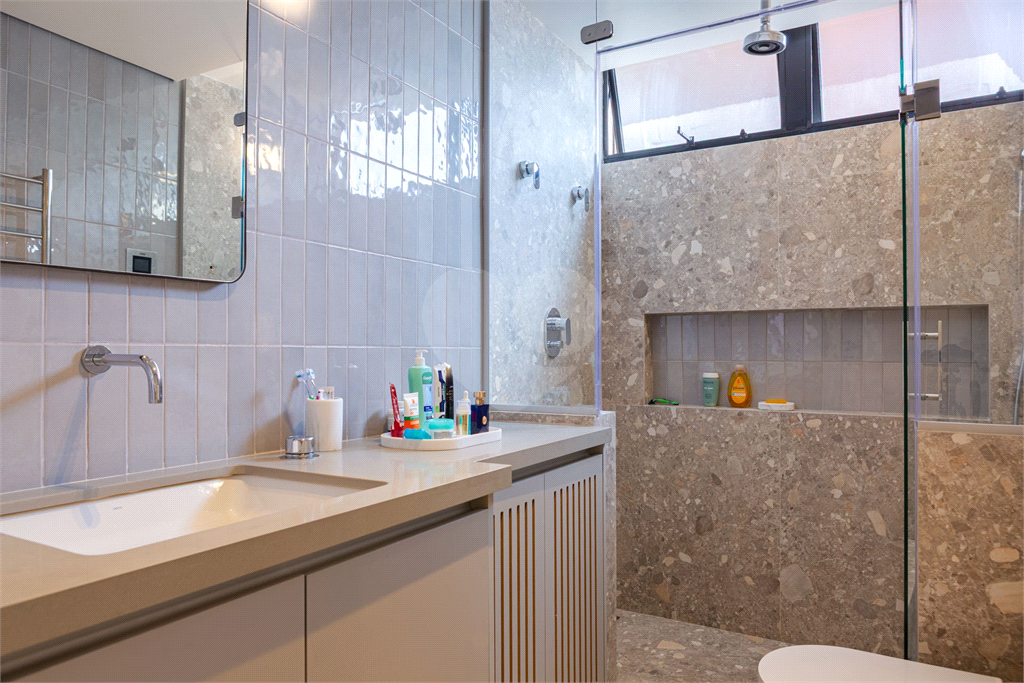 APTO 2 QUARTOS + 1 VAGA -  JARDIM PAULISTA - REFORMADO