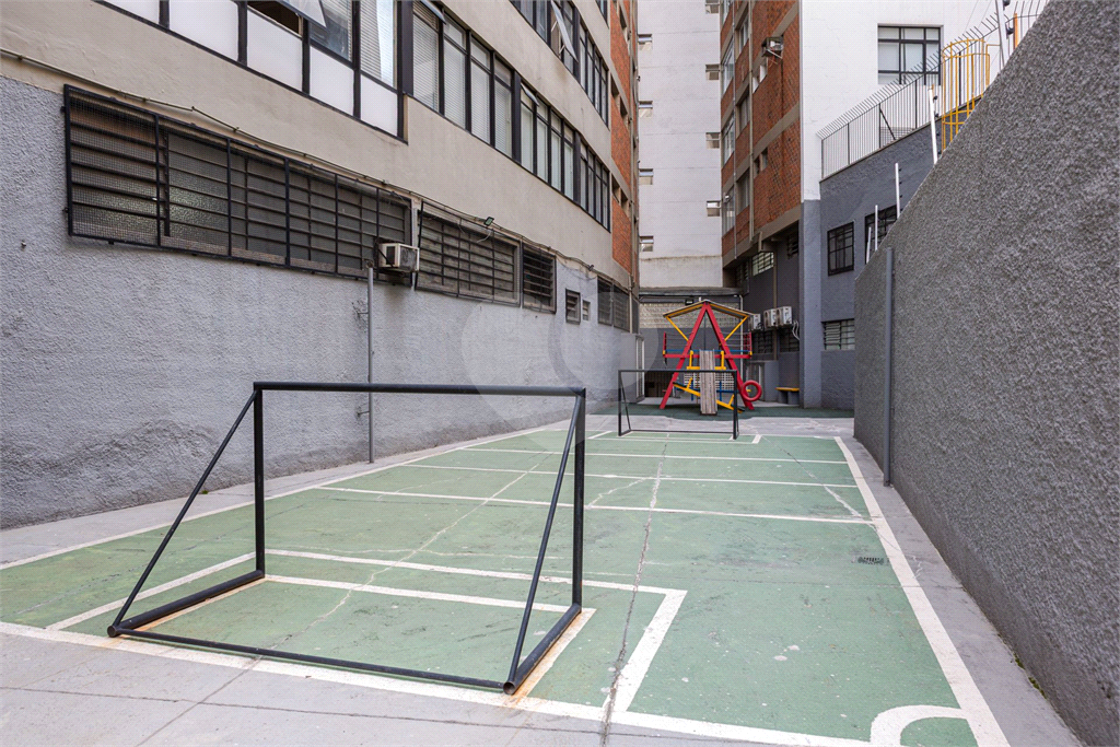 APTO 2 QUARTOS + 1 VAGA -  JARDIM PAULISTA - REFORMADO