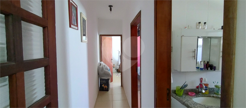 Casa à venda com 2 quartos, 83m² - Foto 11