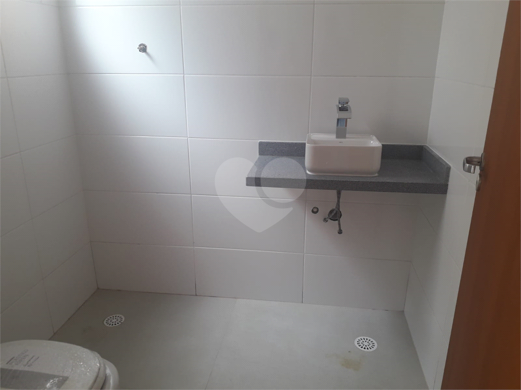 Casa à venda com 3 quartos, 100m² - Foto 11