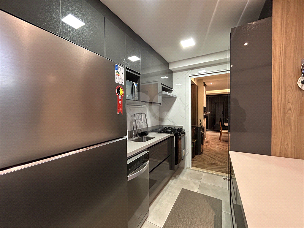 Apartamento à venda na Barra Funda de 94m² com 03 dormitórios sendo 2 suítes e 2 vagas. 