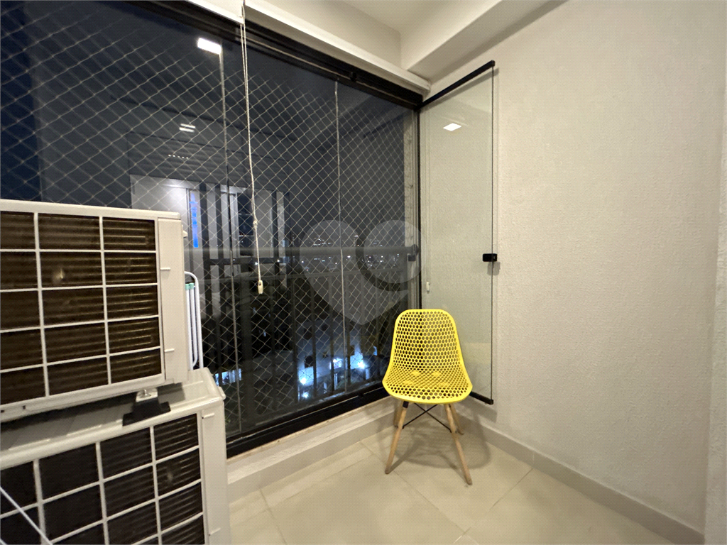 Apartamento à venda na Barra Funda de 94m² com 03 dormitórios sendo 2 suítes e 2 vagas. 