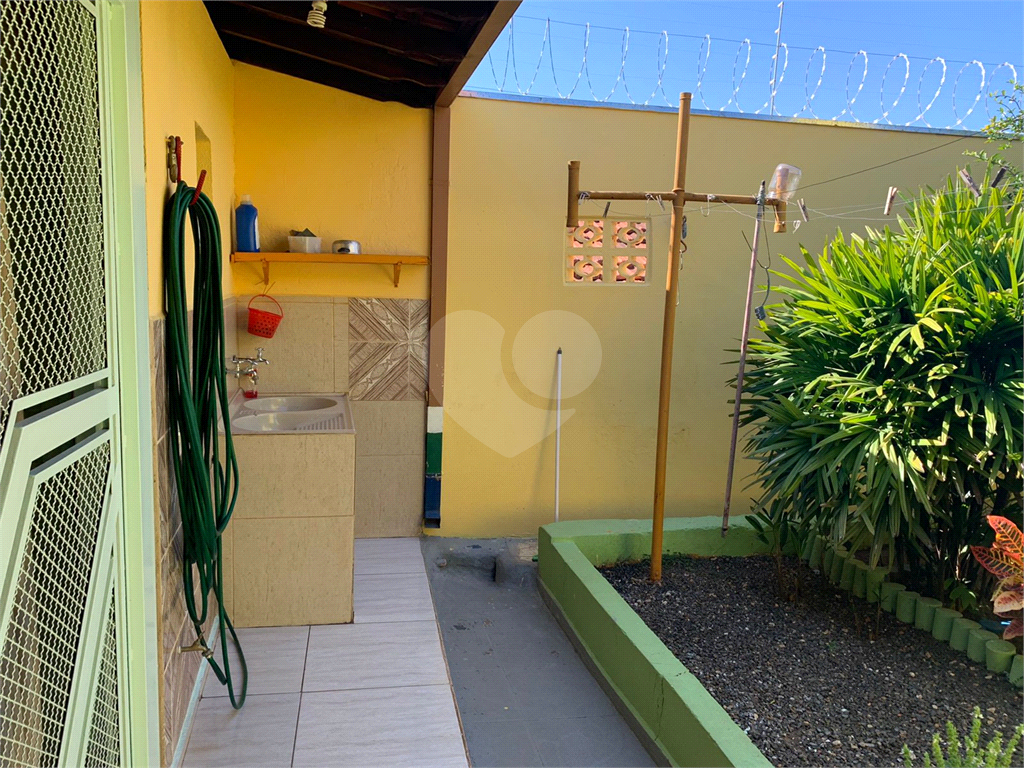 Casa à venda com 3 quartos, 100m² - Foto 47