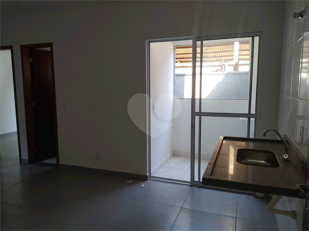 Casa de Condomínio à venda com 2 quartos, 35m² - Foto 9