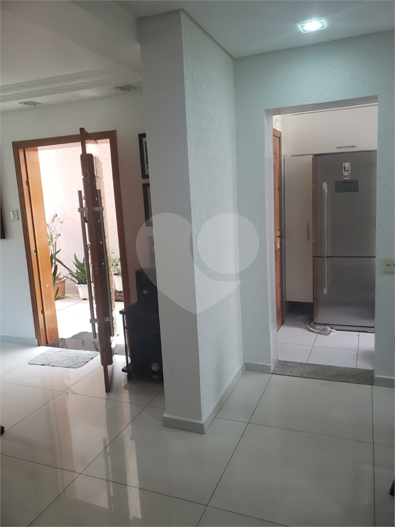 Sobrado à venda com 3 quartos, 185m² - Foto 13