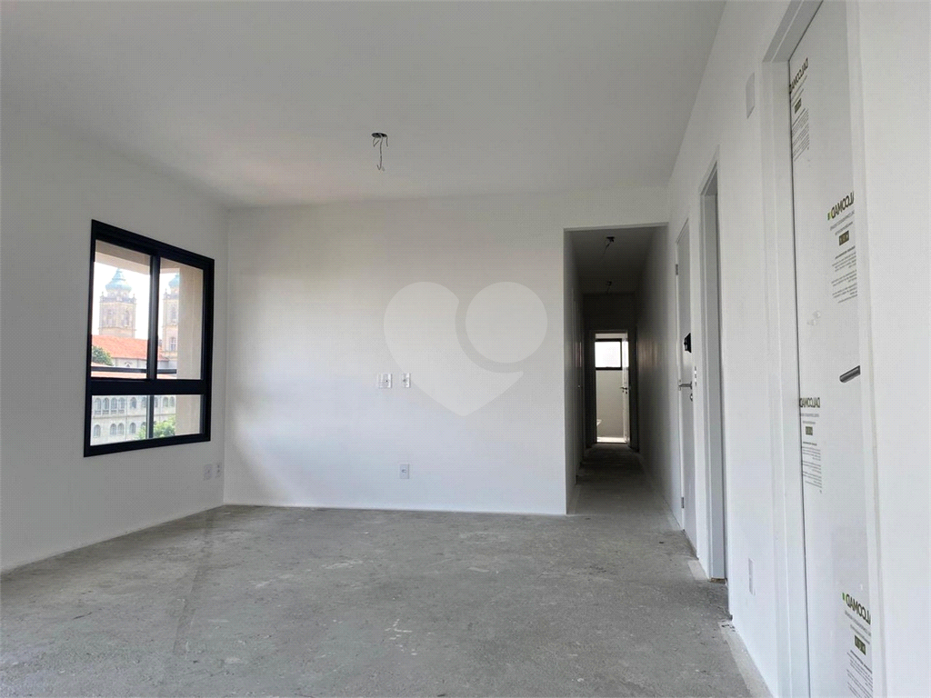 APARTAMENTO em PINHEIROS