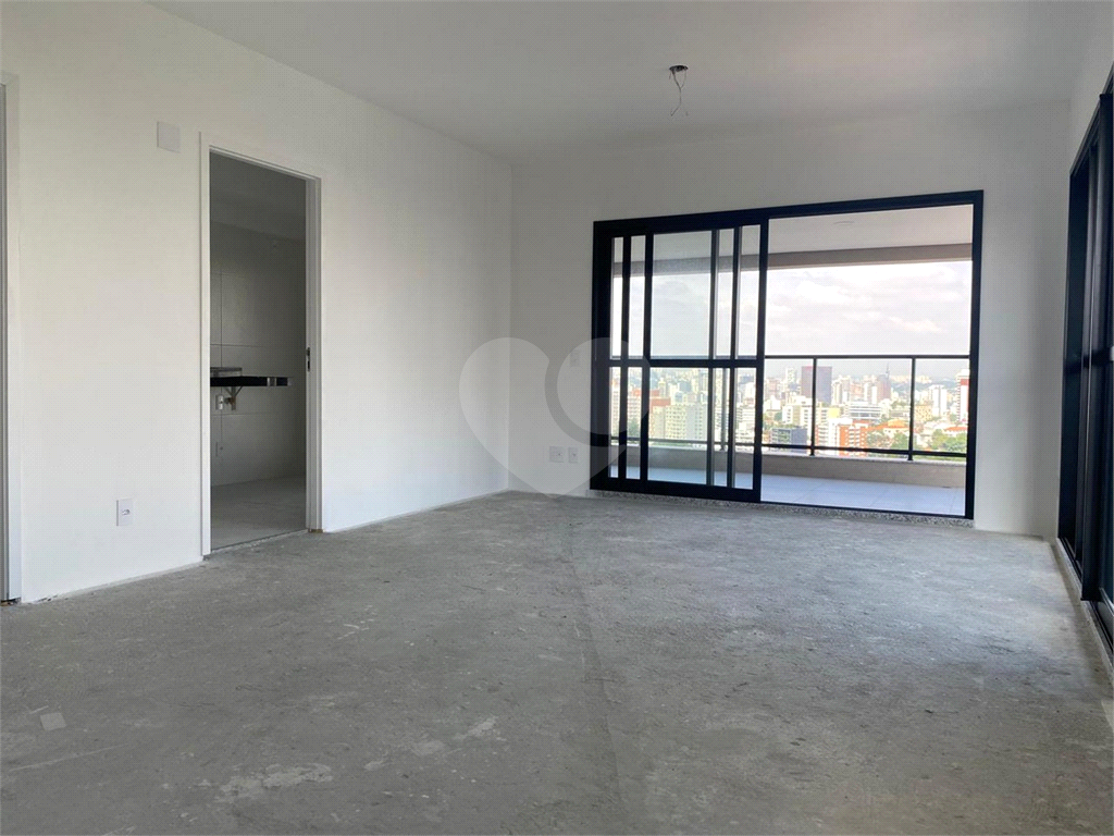 APARTAMENTO em PINHEIROS