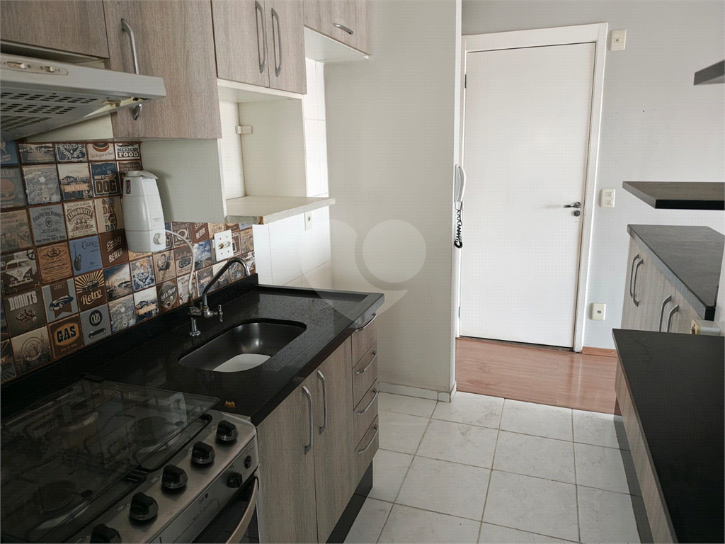 Apartamento com 3 dormitórios e vaga de garagem. Vl. Constança - Jaçanã
