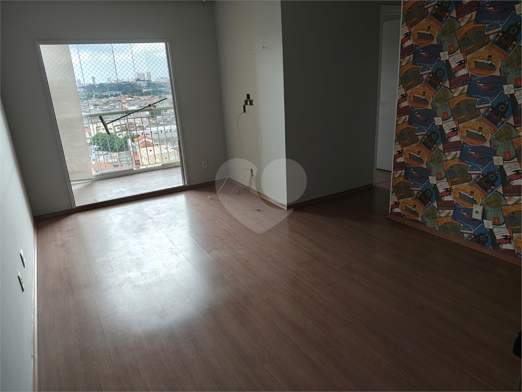 Apartamento com 3 dormitórios e vaga de garagem. Vl. Constança - Jaçanã