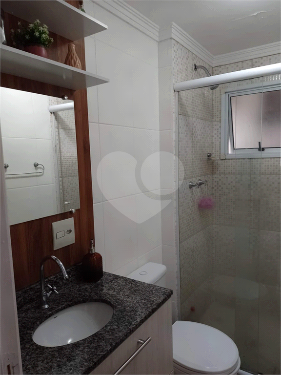 Apartamento com 3 dormitórios e vaga de garagem.