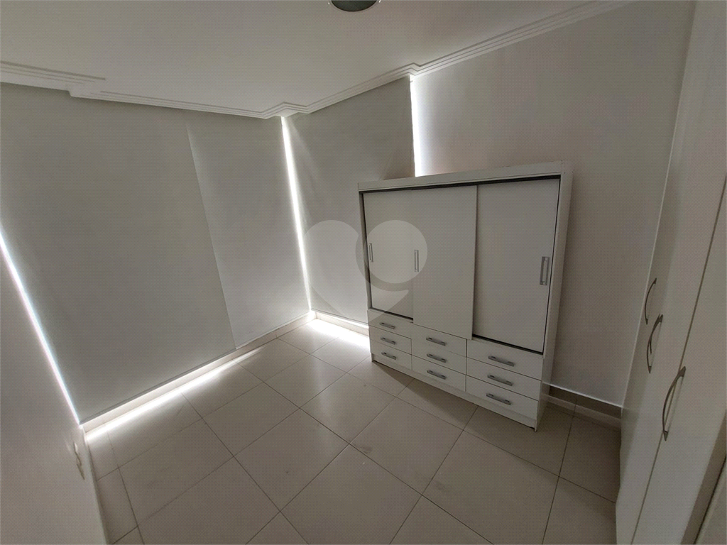 APARTAMENTO em MOEMA