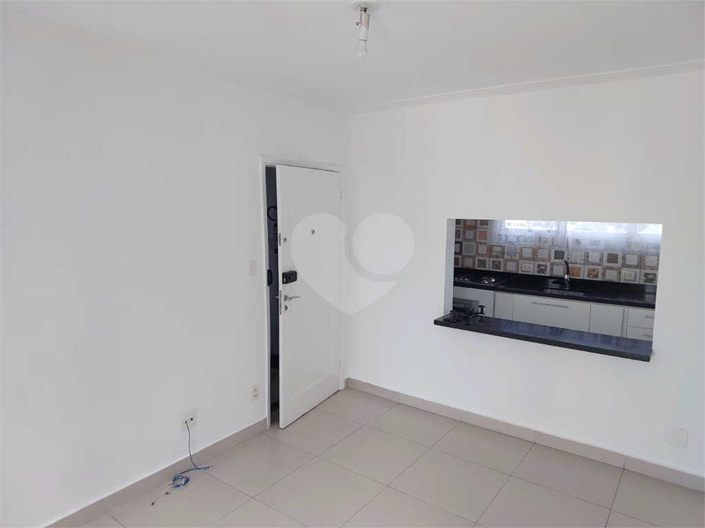 APARTAMENTO em MOEMA