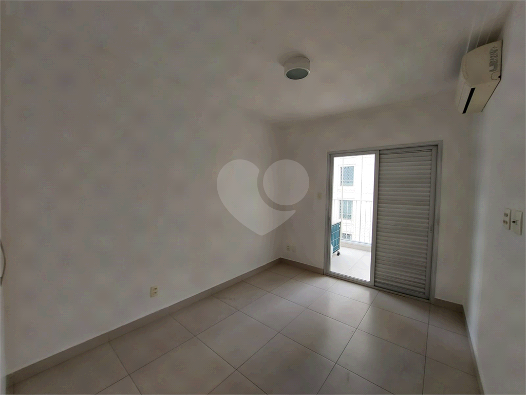 APARTAMENTO em MOEMA