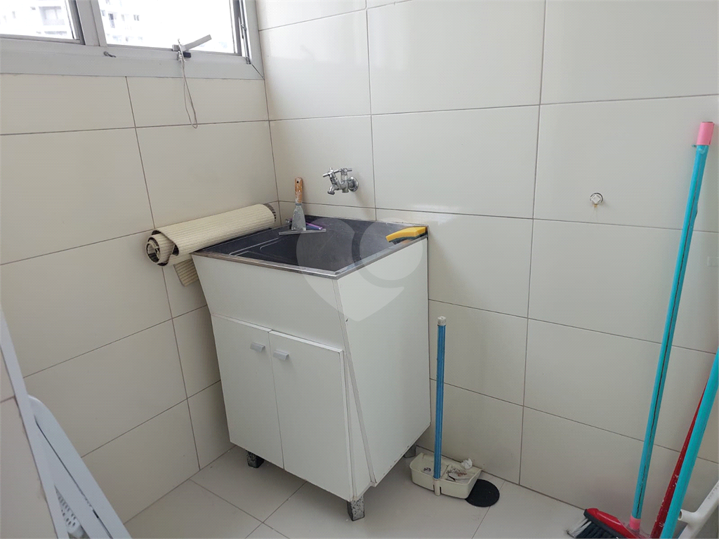 APARTAMENTO em MOEMA