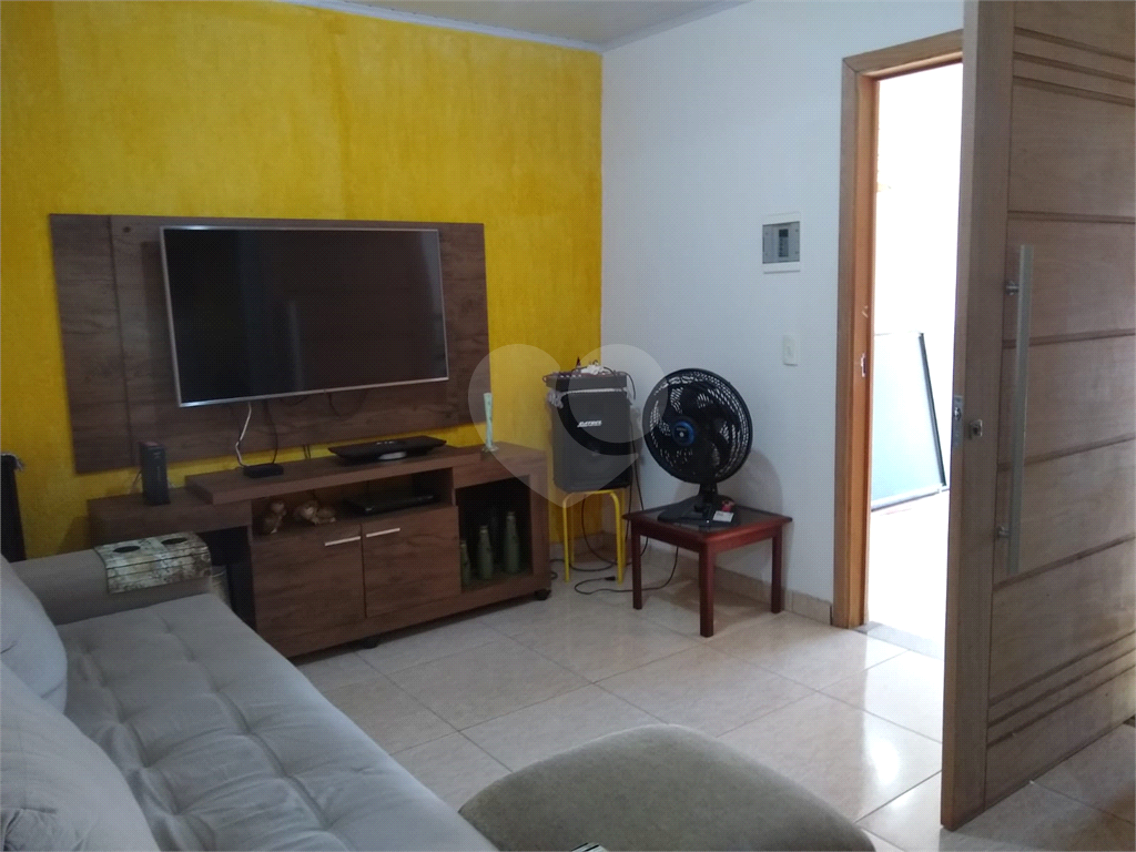 Casa à venda com 4 quartos, 124m² - Foto 2