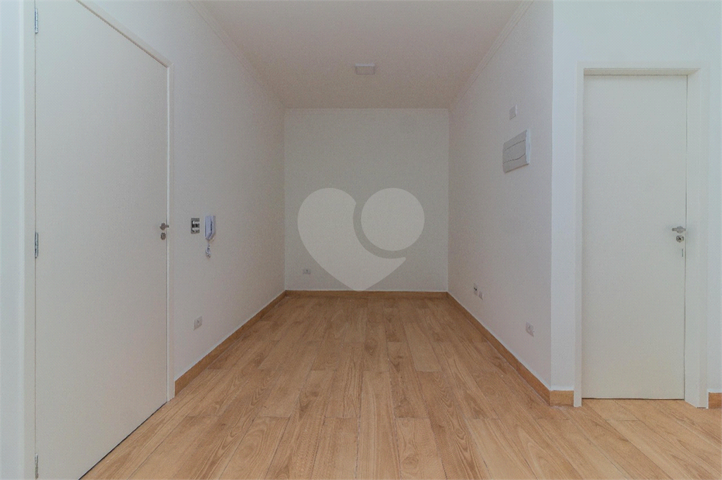 Apartamento à venda com 1 quarto, 37m² - Foto 2