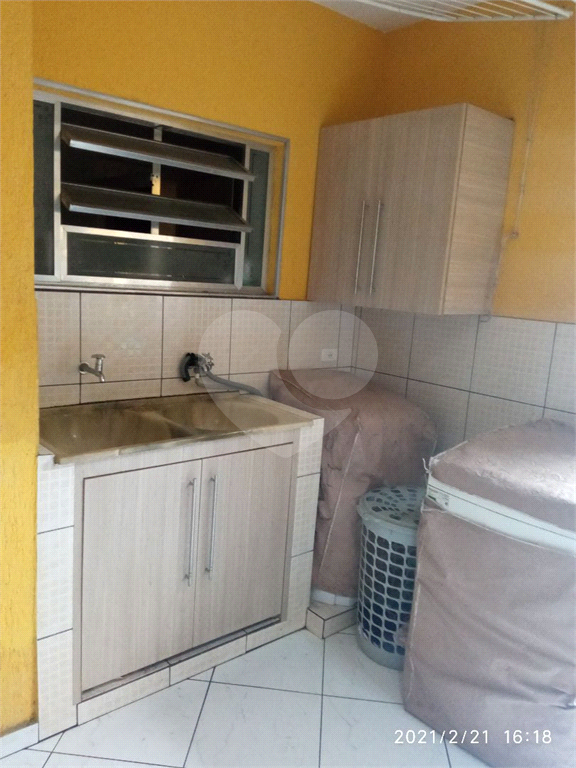 Sobrado todo reformado em Osasco, ótimo local no bairro Munhoz Júnior, 130m², 1 suíte, 2 vagas 